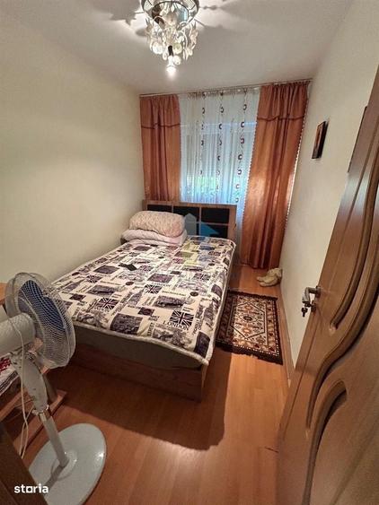 Apartament cu 3 camere decomandat în Barieră