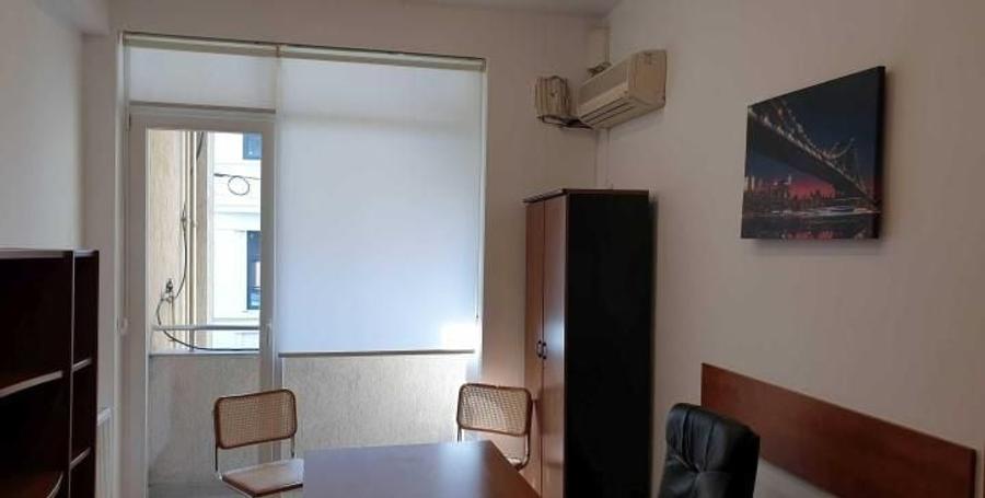 Apartament cu 2 camere semidecomandat, mobilat în Unirii