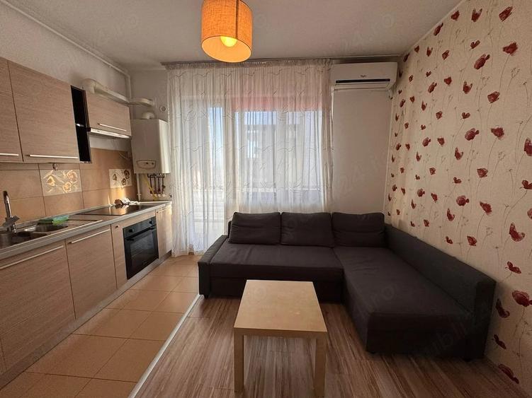 Apartament cu 3 camere decomandat în Rahova