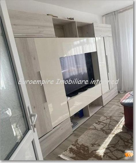 Garsonieră semidecomandată, mobilată în CET