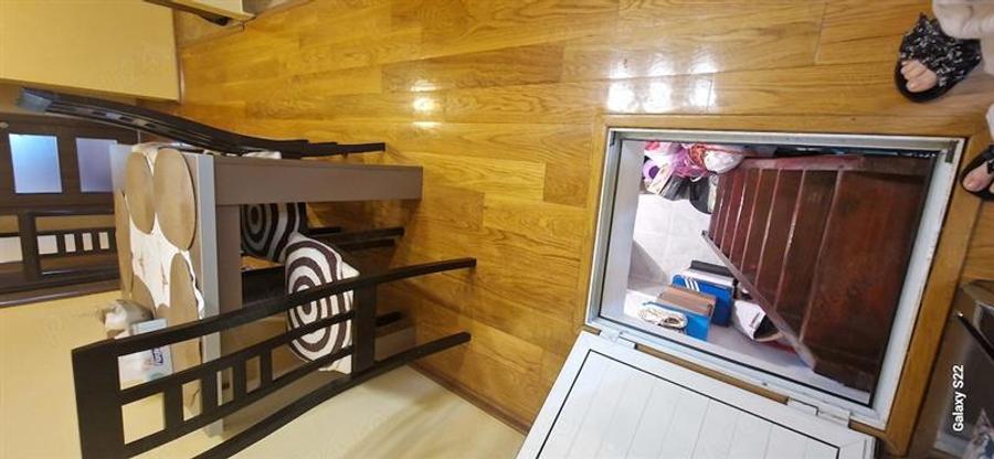 Apartament cu 4 camere decomandat, mobilat în Aradului