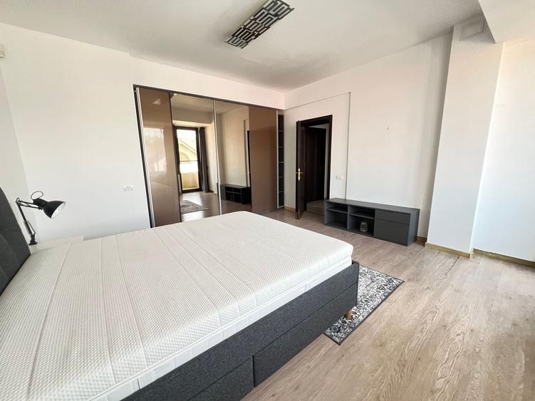 Apartament cu 3 camere în Iancu Nicolae