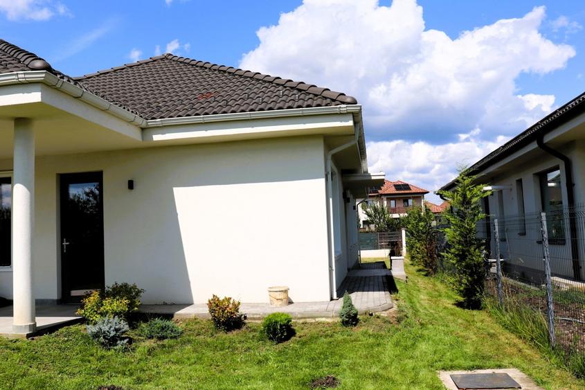 Casă cu 4 camere cu Teren 350 Mp în Nord