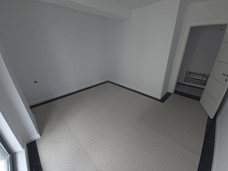 Apartament cu 2 camere decomandat în Tomis Plus