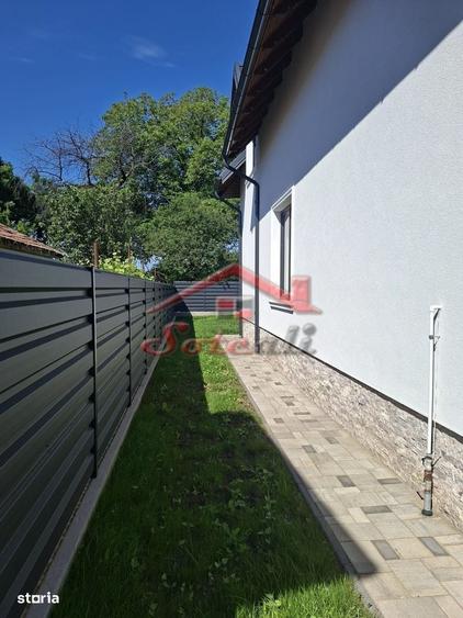 Casă cu 4 camere în Ghioșești