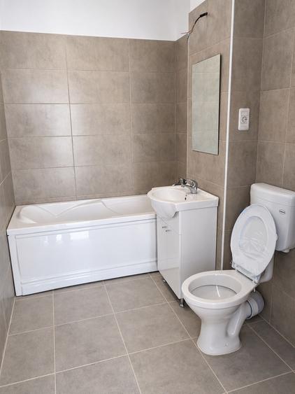 Apartament cu 2 camere semidecomandat în Sânpetru