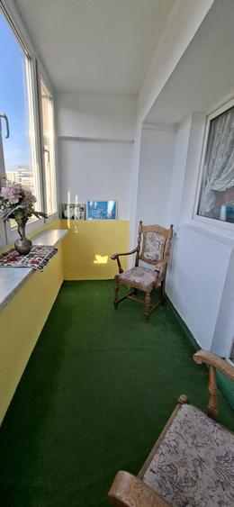 Apartament cu 4 camere semidecomandat în Drumul Taberei