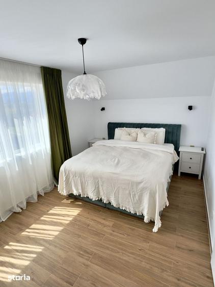 Casă cu 5 camere cu Teren 648 Mp în Sânpetru
