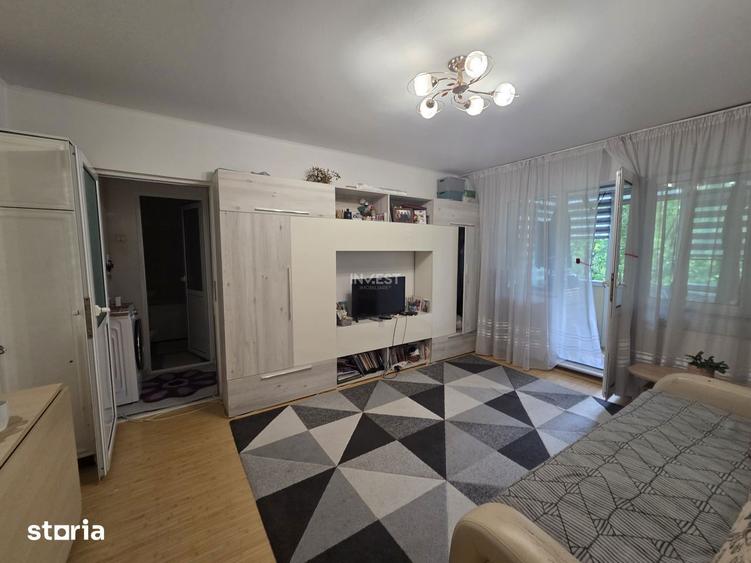 Apartament cu 2 camere semidecomandat, mobilat în Mircea cel Bătrân