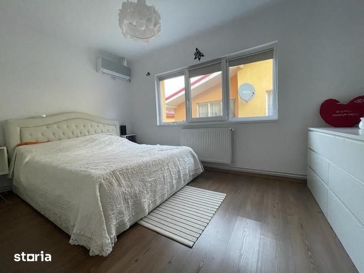Casă cu 4 camere cu Teren 100 Mp în Florești