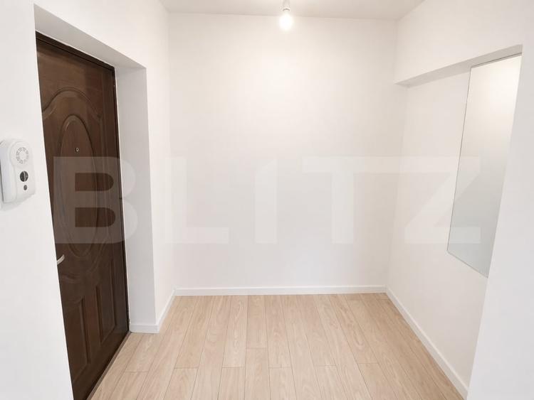 Apartament cu 3 camere semidecomandat în Baciu