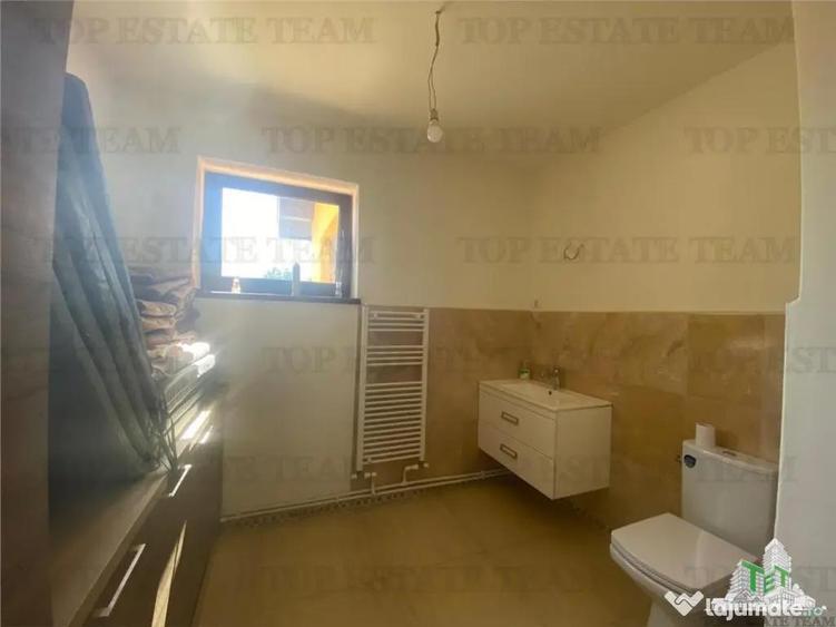 Casă cu 5 camere cu Teren 1045 Mp în Arsa