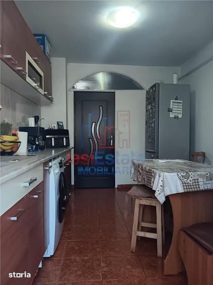 Apartament 3 camere 82mp Pacurari - Petru Poni - 5