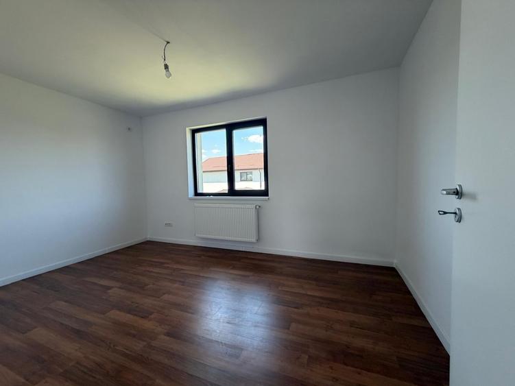 Casă individuală cu 4 camere cu Teren 477 Mp în Buftea