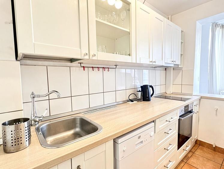 Apartament cu 2 camere decomandat, mobilat în Unirii
