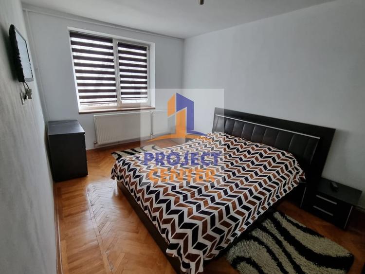 Apartament cu 2 camere semidecomandat, mobilat în Ultracentral