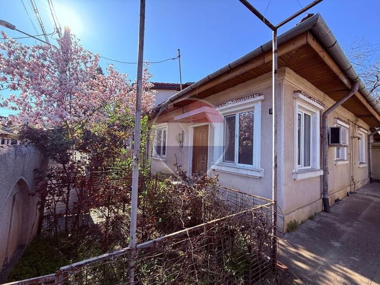 Duplex de vânzare | 4 camere, teren 318 mp | Păcii, Sector 6 - 2