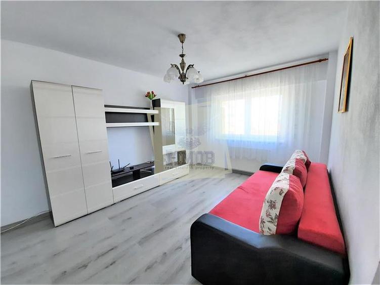 Apartament cu 2 camere decomandat în Mihai Viteazul