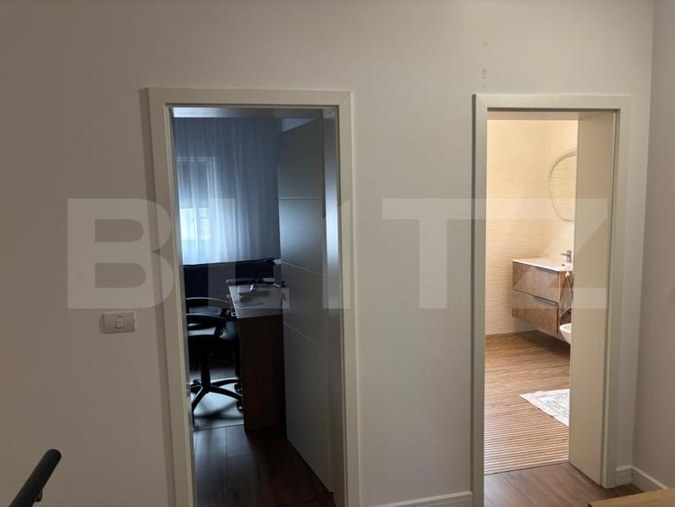 Casă individuală cu 4 camere cu Teren 350 Mp în Covaci