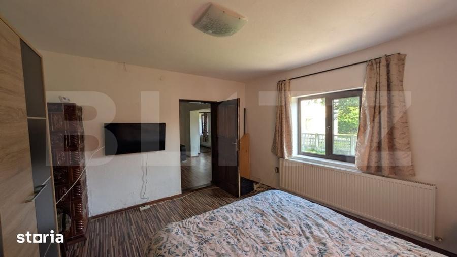 Casă cu 3 camere cu Teren 2180 Mp în Central