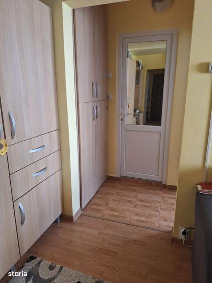 Apartament cu 2 camere, mobilat în Central