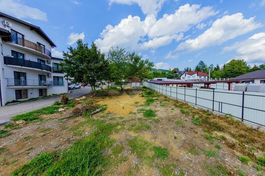 Teren de 692 mp, în Central