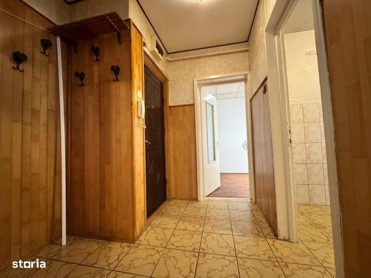 Bacau, apartament cu 3 camere, aproape de centru - 6