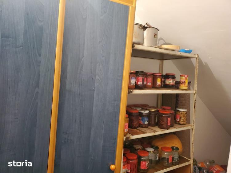 Casă cu 6 camere cu Teren 370 Mp în Valu lui Traian