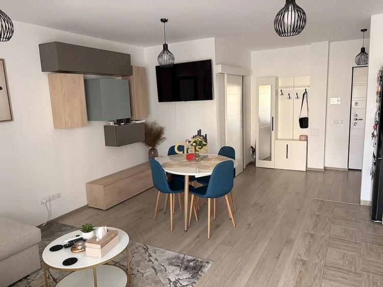 Apartament cu 2 camere decomandat, mobilat în Zorilor