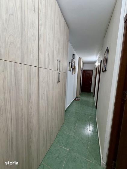 Apartament cu 2 camere decomandat în Pelican