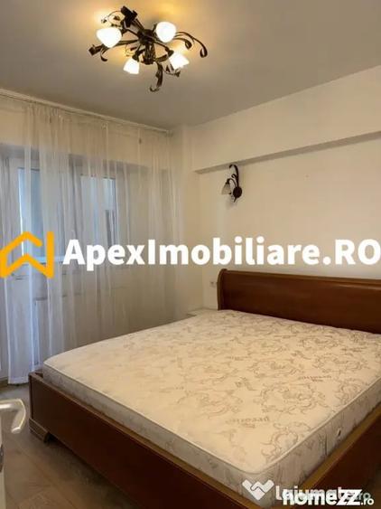 Apartament cu 2 camere decomandat în Universitate