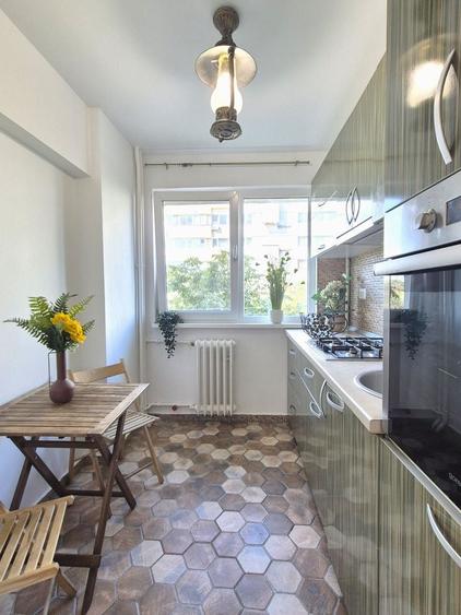 Apartament cu 2 camere semidecomandat în Bucureștii Noi