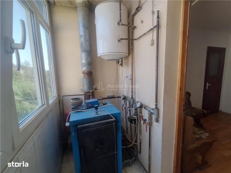 Apartament cu 2 camere decomandat, mobilat în Oravița