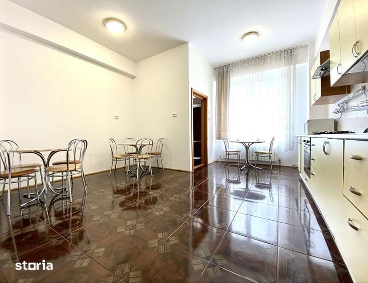 Casă cu 4 camere cu Teren 350 Mp în Central