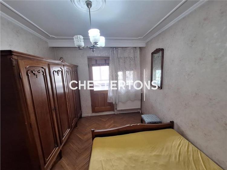 Apartament cu 3 camere decomandat în Ultracentral