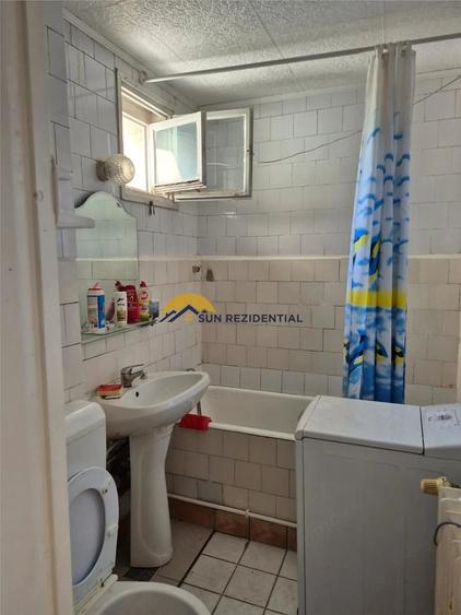 Apartament cu 2 camere semidecomandat în Titan