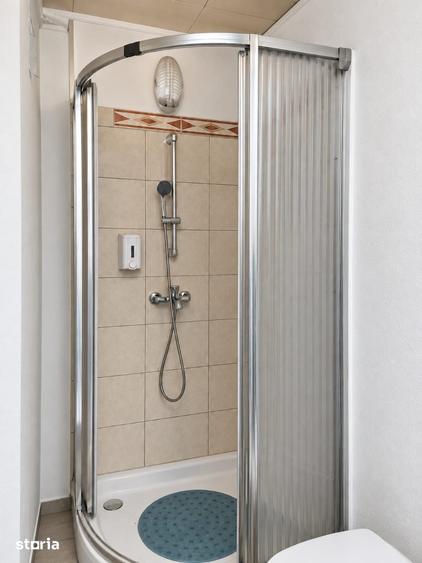 Casă cu Teren 250 Mp în Tei