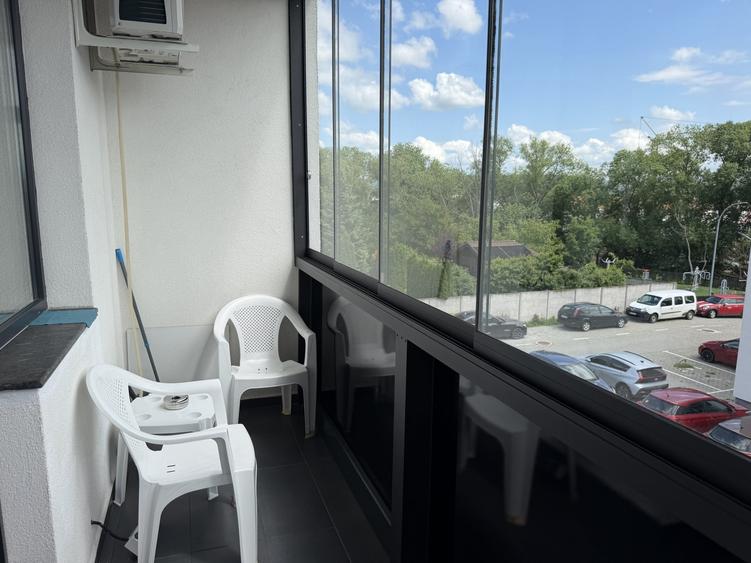 Apartament cu 3 camere decomandat, mobilat în Șelimbăr