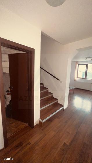 Casă cu 4 camere cu Teren 176 Mp în Șelimbăr