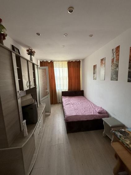 Garsonieră decomandată în Central
