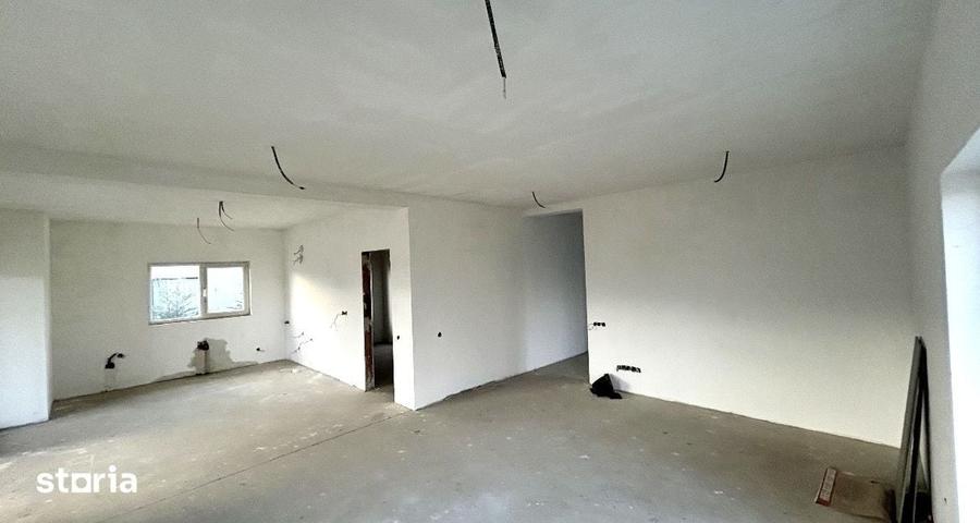 Casă cu 4 camere cu Teren 620 Mp în Apahida