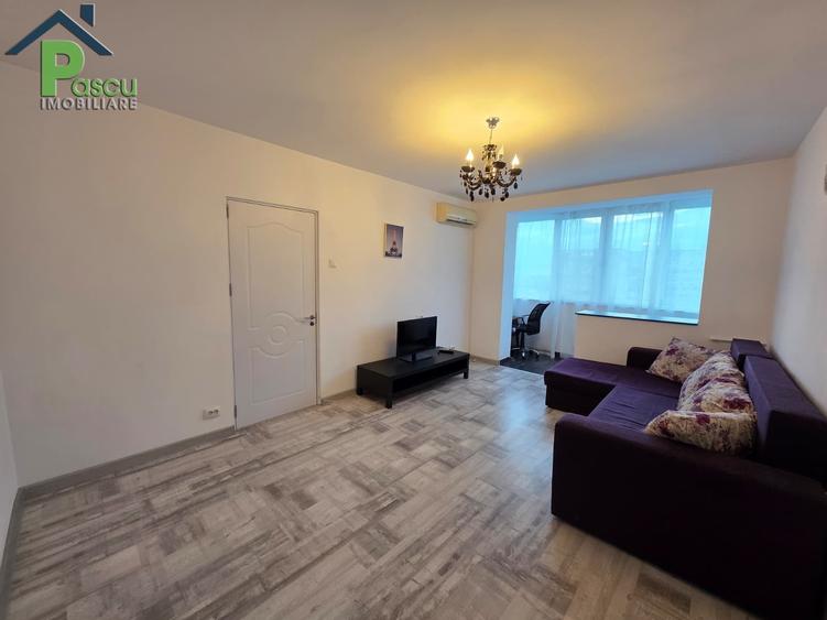 Apartament cu 2 camere semidecomandat în Eroii Revoluției