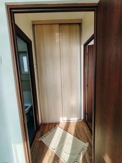 Apartament cu 2 camere semidecomandat în Mircea cel Bătrân