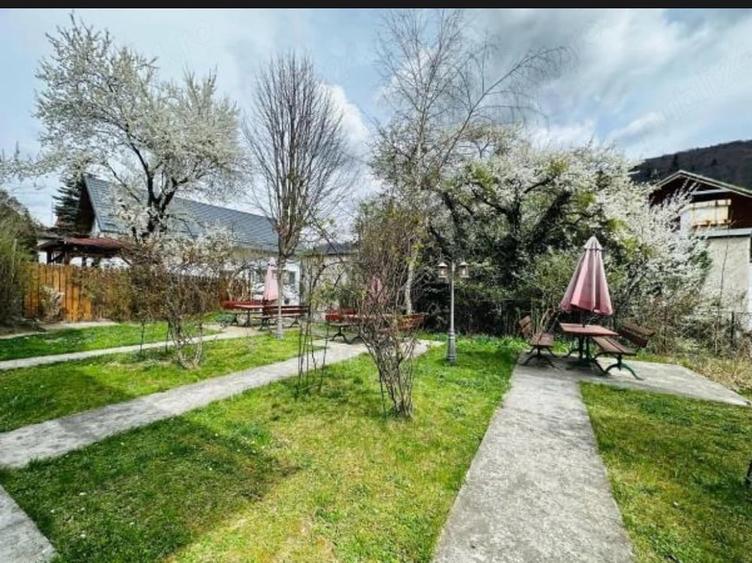 Casă cu Teren 750 Mp în Central