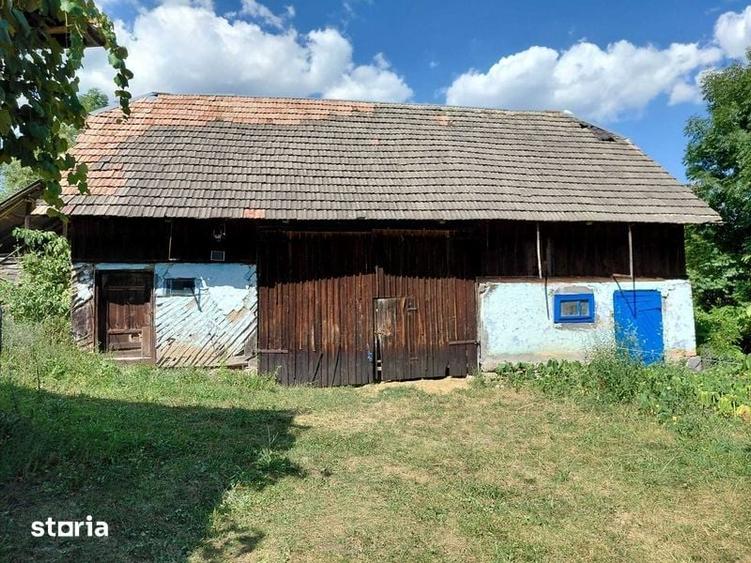 Casă cu 2 camere cu Teren 80 Mp în Poieni
