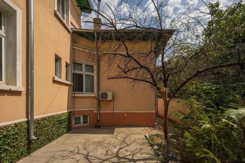 Casă cu Teren 459 Mp în Ferdinand
