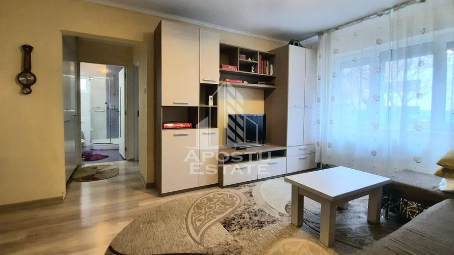 Apartament cu 2 camere semidecomandat în Central
