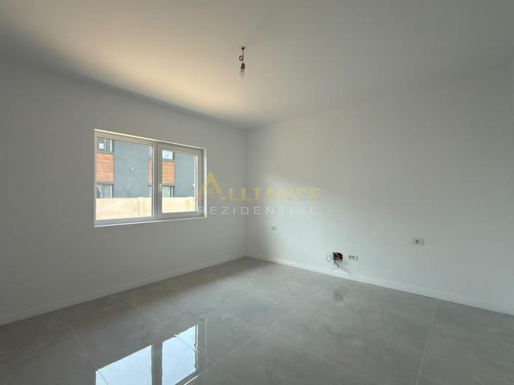Casă cu 3 camere cu Teren 350 Mp în Berceni