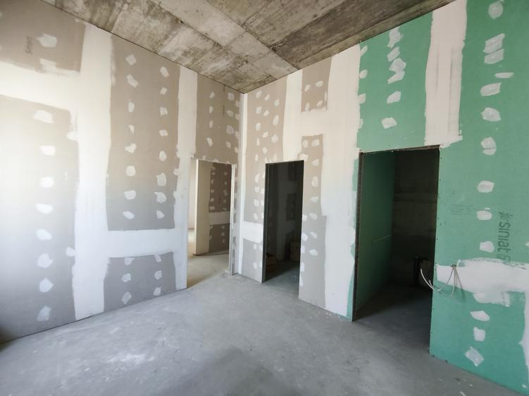 Spațiu comercial, de 100.7200012207 mp, în Tomis Nord