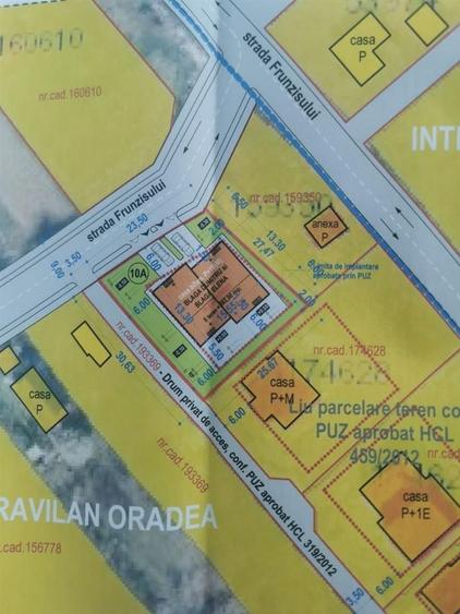 Duplex cu 10 camere decomandat cu Canalizare în Dealuri Oradea